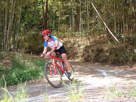 mtb_040425_103723_480.jpg