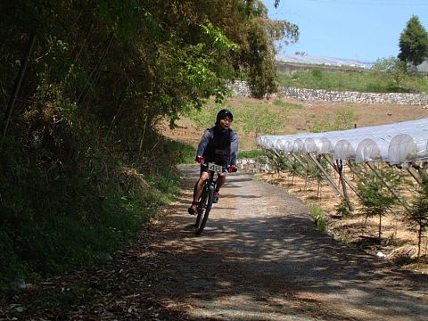 mtb_040425_103805_480.jpg