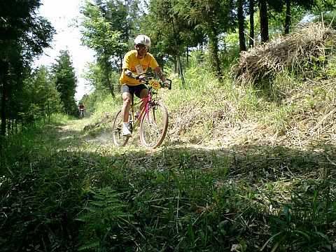 mtb_040425_103853_480.jpg