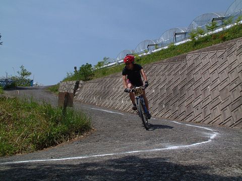 mtb_040425_104123_480.jpg