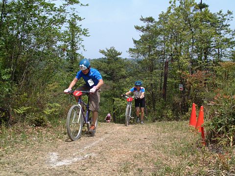 mtb_040425_122159_480.jpg