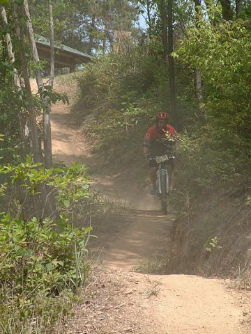 mtb_040425_123751_480.jpg