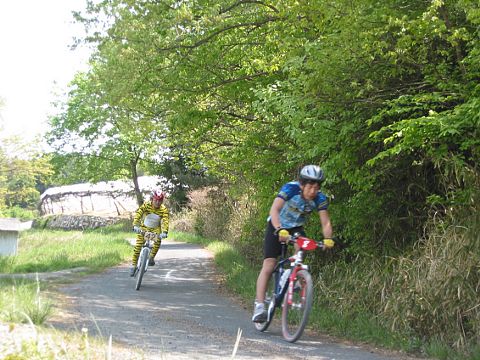 mtb_040425_125120_480.jpg